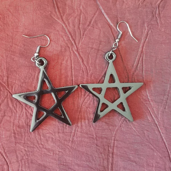 Boucles d'oreilles grand pentacle noir – Image 2