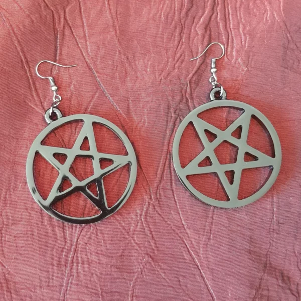 boucles d oreilles grand pentacle noir inverse.1