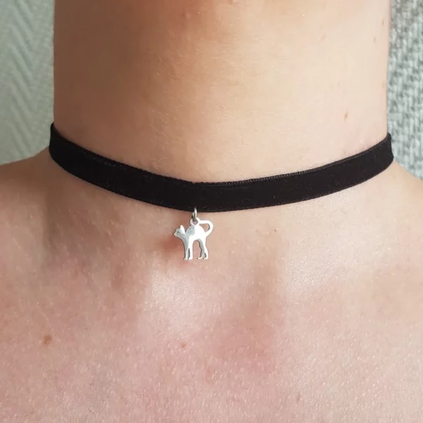 Collier ras de cou chat de sorcière